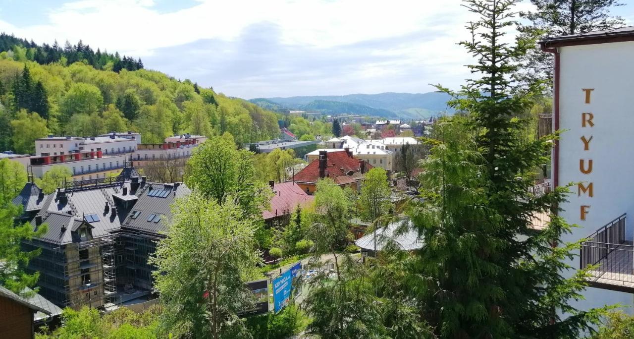 Bed and Breakfast Domy Wczasowe Tryumfy Krynica-Zdrój Exterior foto