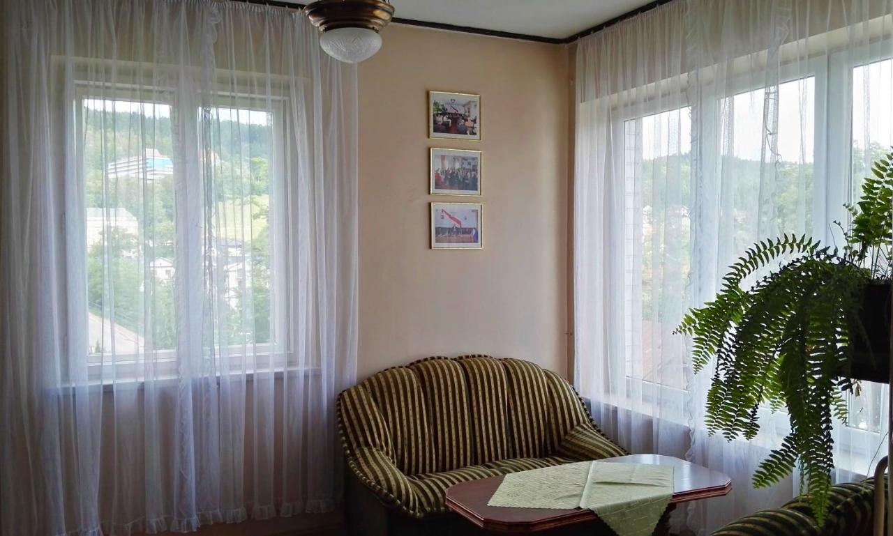 Bed and Breakfast Domy Wczasowe Tryumfy Krynica-Zdrój Exterior foto