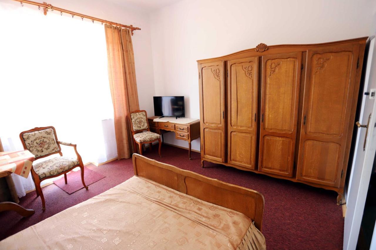Bed and Breakfast Domy Wczasowe Tryumfy Krynica-Zdrój Exterior foto
