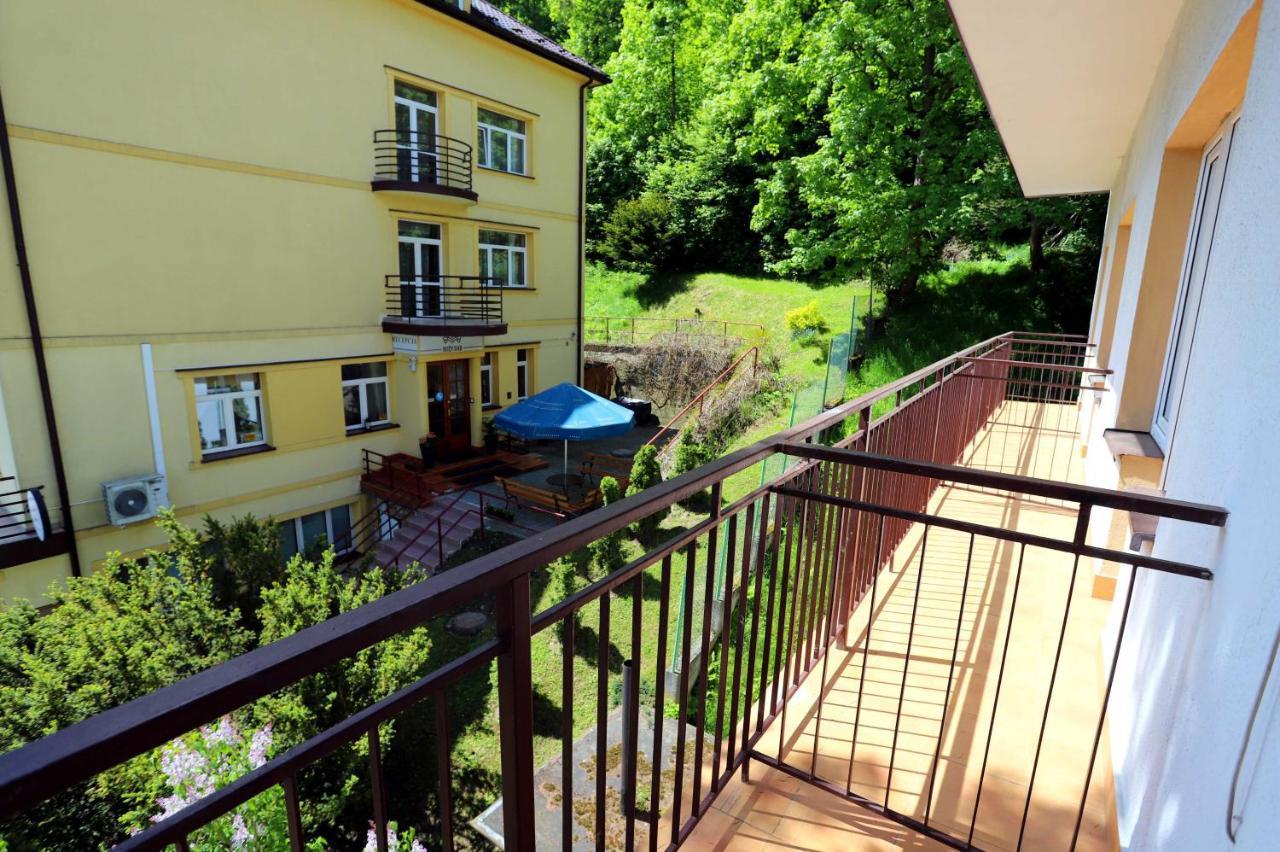 Bed and Breakfast Domy Wczasowe Tryumfy Krynica-Zdrój Exterior foto