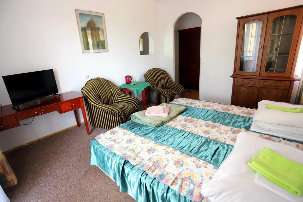 Bed and Breakfast Domy Wczasowe Tryumfy Krynica-Zdrój Exterior foto