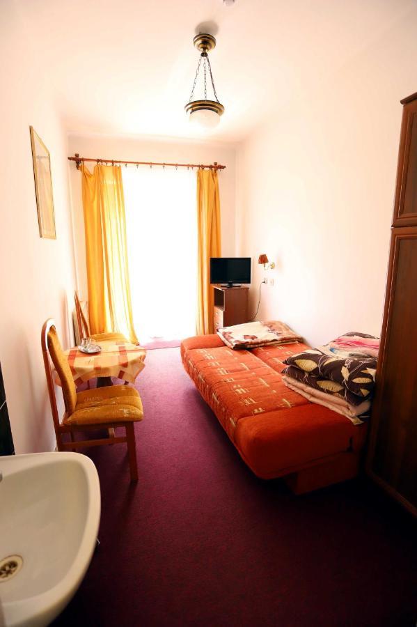 Bed and Breakfast Domy Wczasowe Tryumfy Krynica-Zdrój Exterior foto