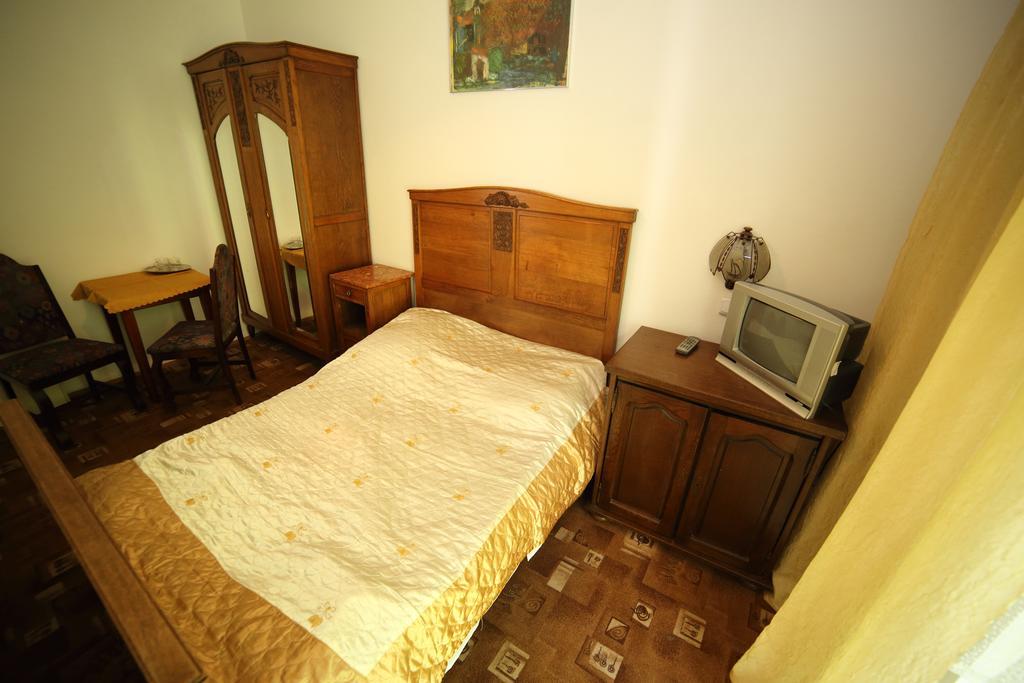 Bed and Breakfast Domy Wczasowe Tryumfy Krynica-Zdrój Zimmer foto
